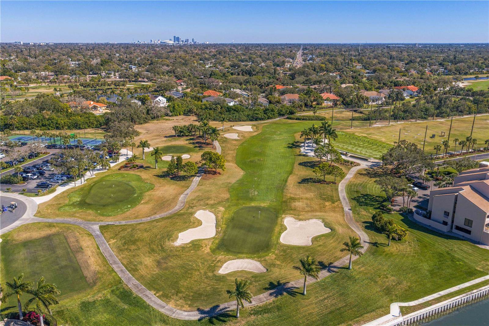 6103 Pasadena Point Boulevard South, Gulfport, FL 33707