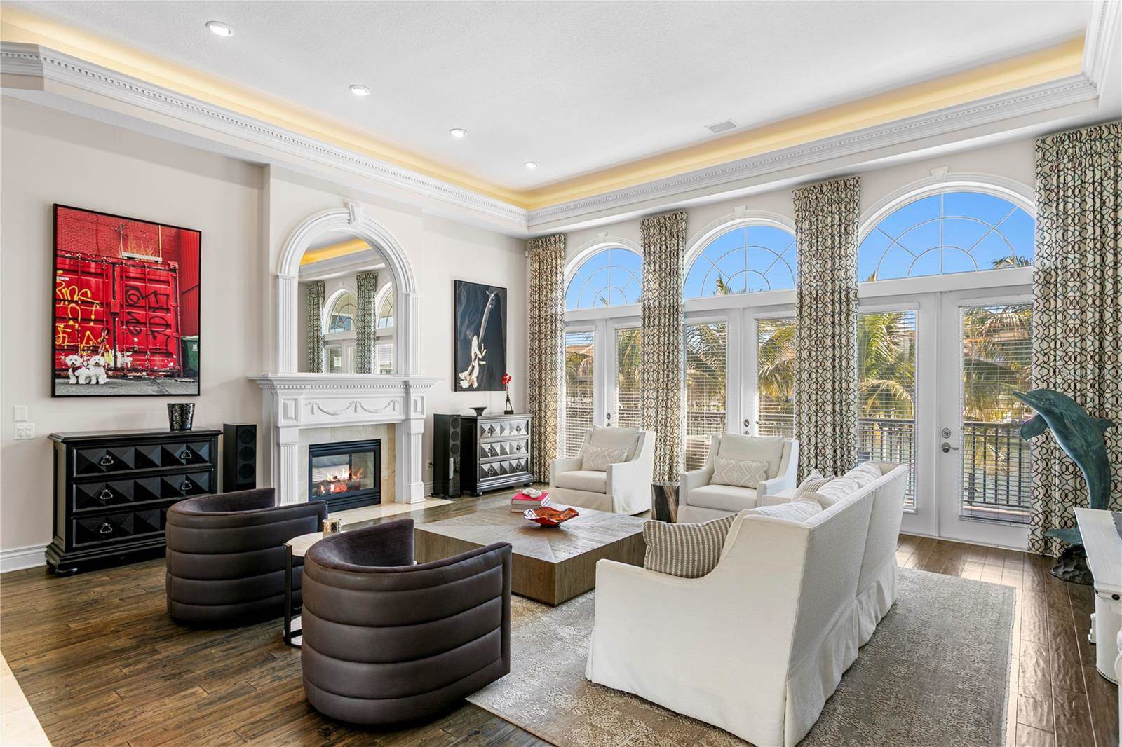 6103 Pasadena Point Boulevard South, Gulfport, FL 33707