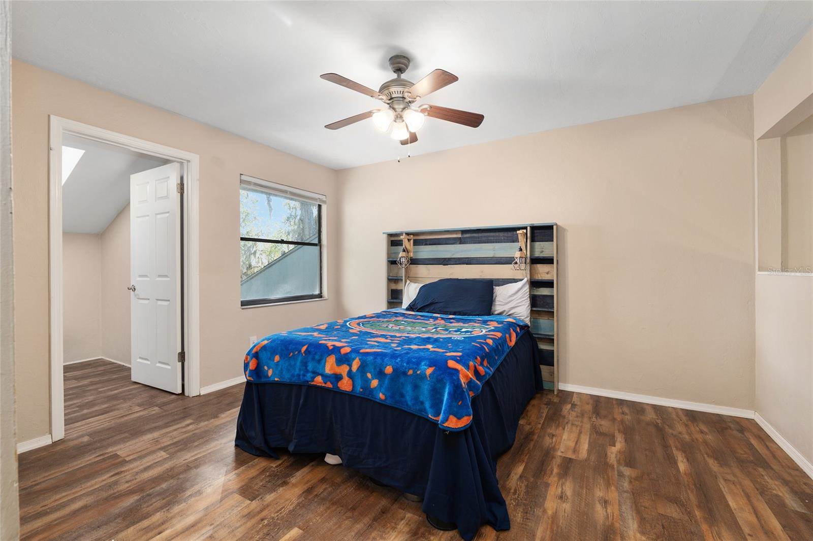 7200 SW 8TH Avenue, Gainesville, FL 32607