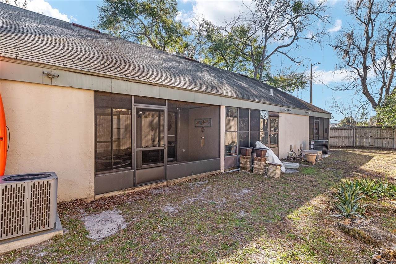 7200 SW 8TH Avenue, Gainesville, FL 32607
