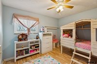 13809 X Circle, Omaha, NE 68137