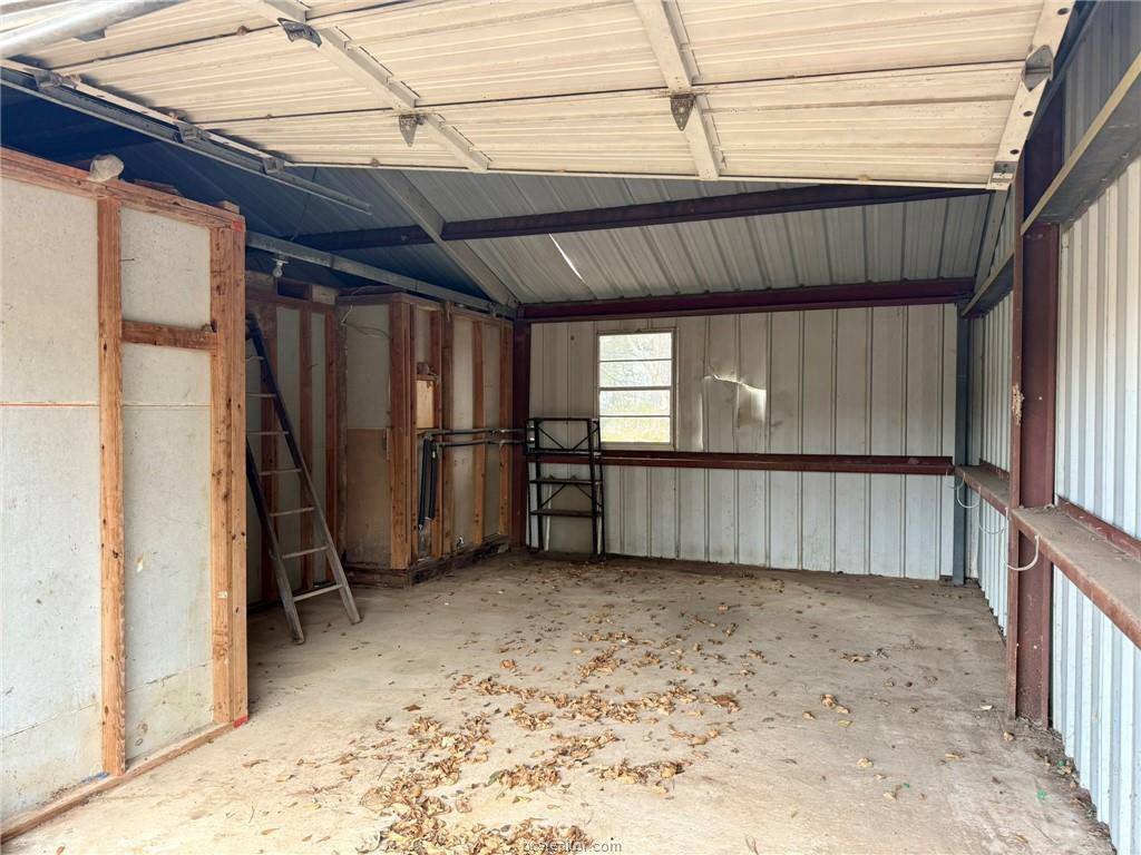 31318 Knebel Road, Waller, TX 77484