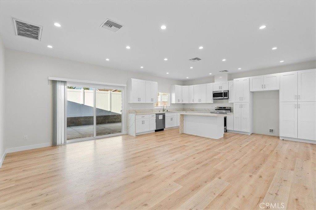 15951 Simonds Street, Granada Hills, CA 91344