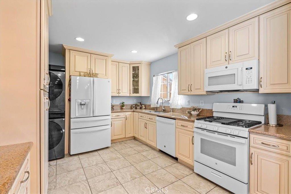 15951 Simonds Street, Granada Hills, CA 91344