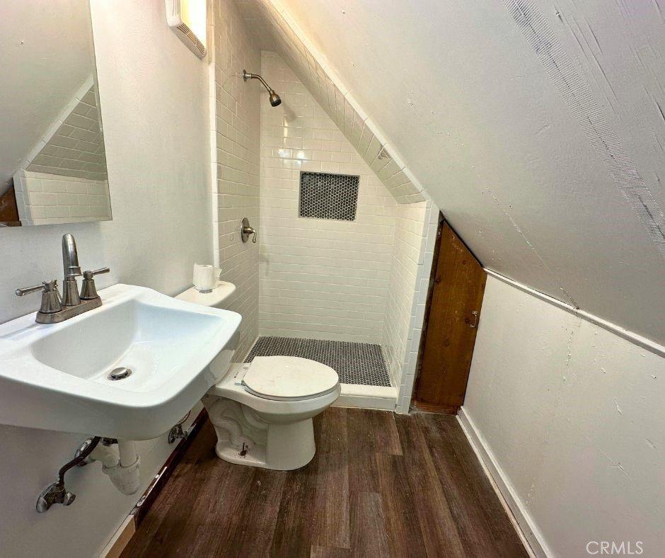 645 Knoll Drive, Crestline, CA 92325