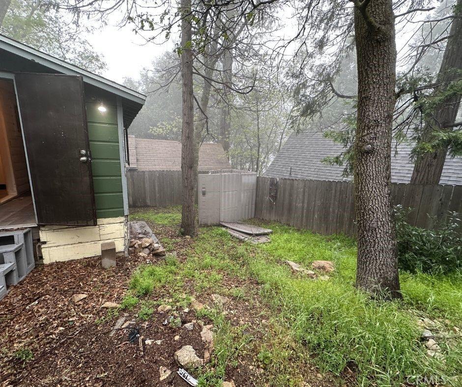 645 Knoll Drive, Crestline, CA 92325