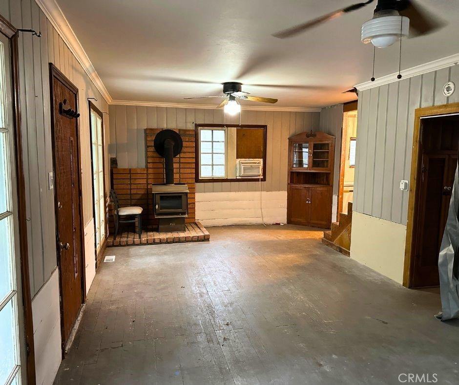 645 Knoll Drive, Crestline, CA 92325