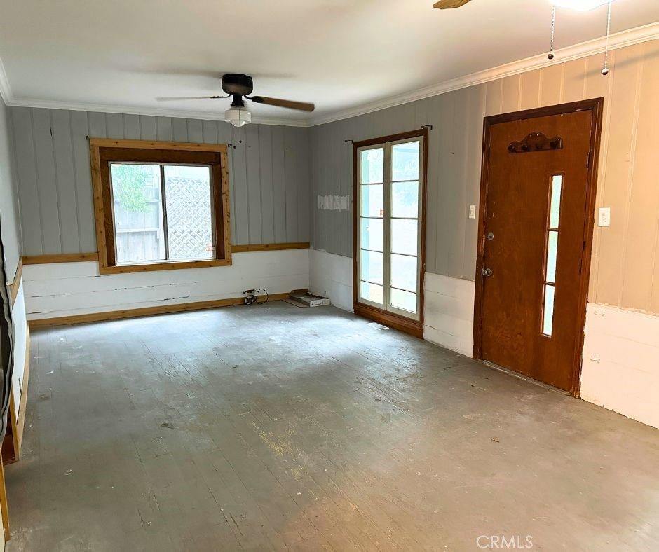 645 Knoll Drive, Crestline, CA 92325