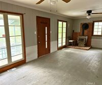 645 Knoll Drive, Crestline, CA 92325