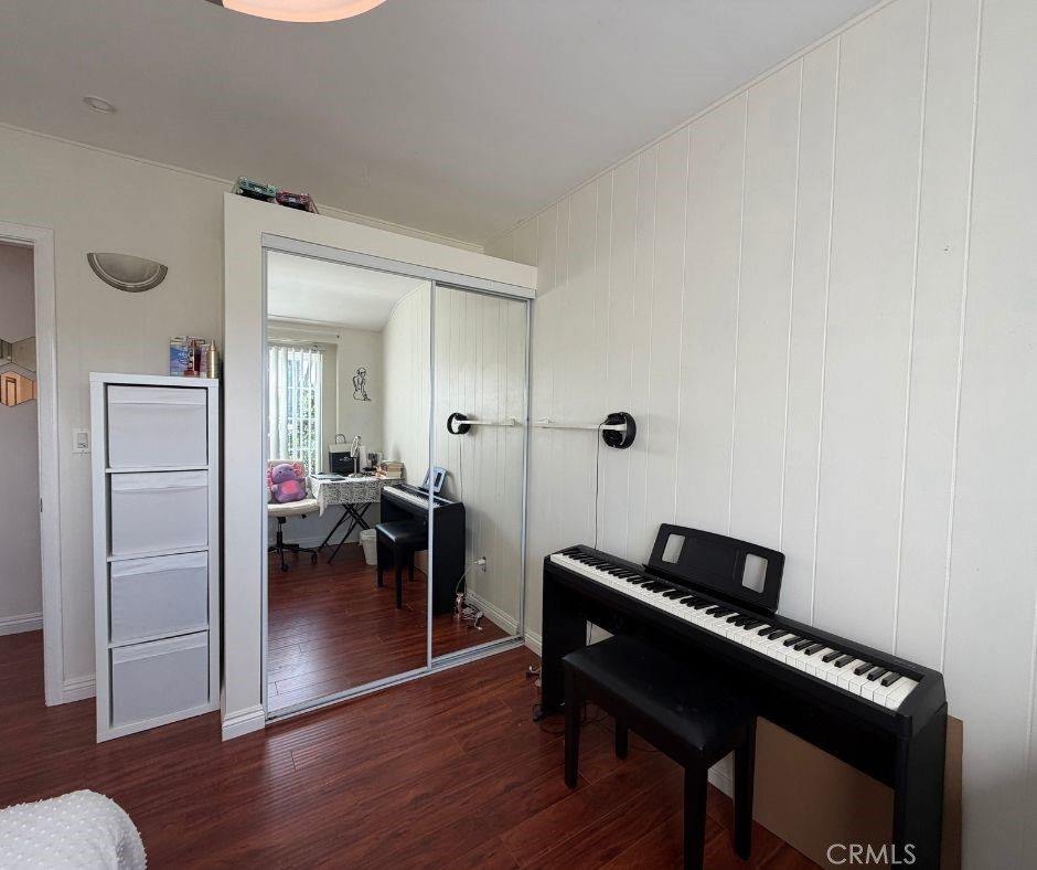 7756 Eton, Canoga Park, CA 91304