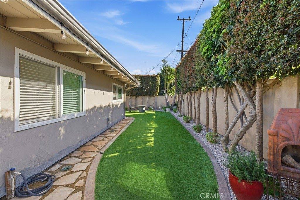 1300 Bluebell, Oxnard, CA 93036