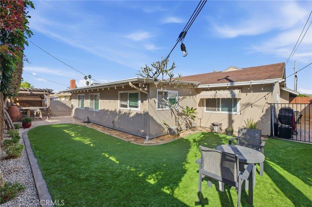 1300 Bluebell, Oxnard, CA 93036