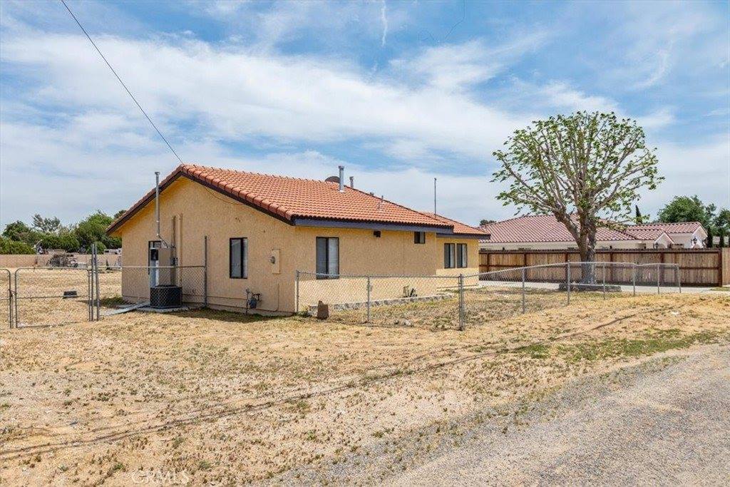 43324 45th Street West, Lancaster, CA 93536