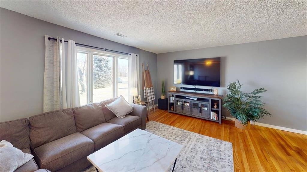 15683 Gilman Road, Leavenworth, KS 66048