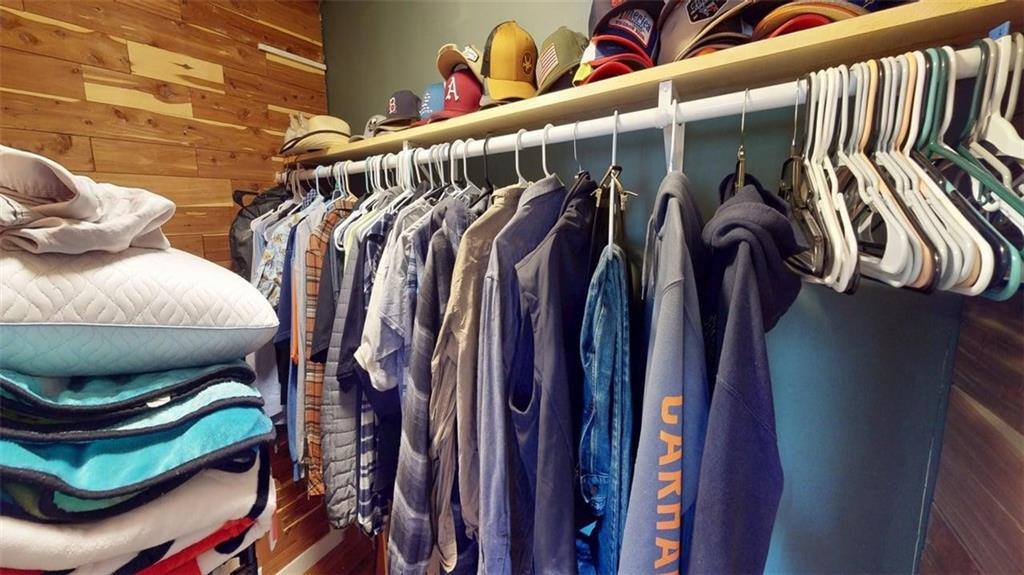 15683 Gilman Road, Leavenworth, KS 66048