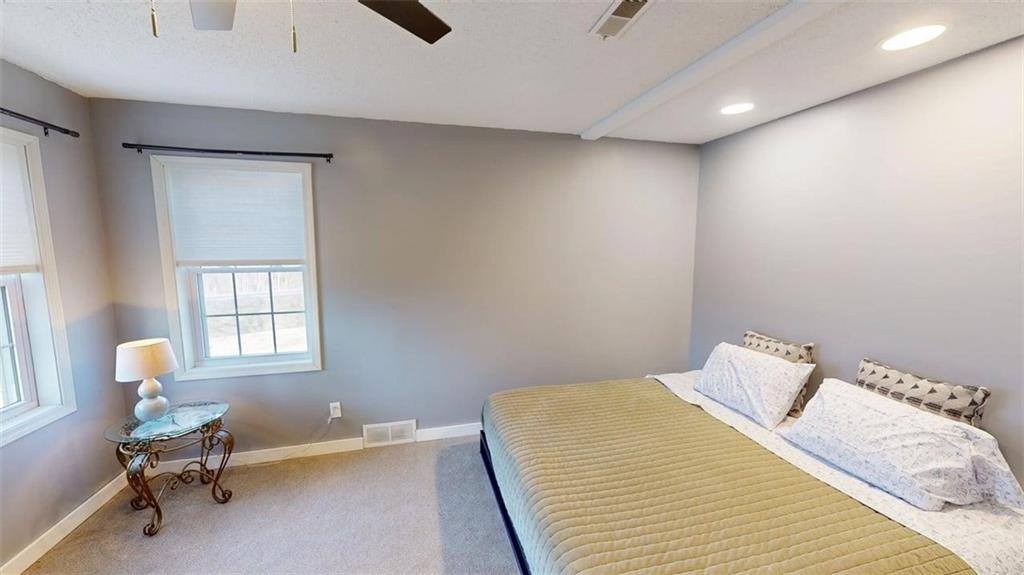 15683 Gilman Road, Leavenworth, KS 66048