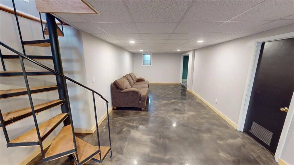 15683 Gilman Road, Leavenworth, KS 66048