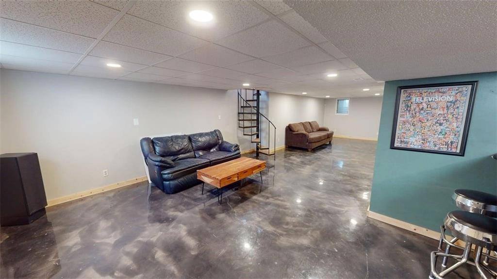 15683 Gilman Road, Leavenworth, KS 66048