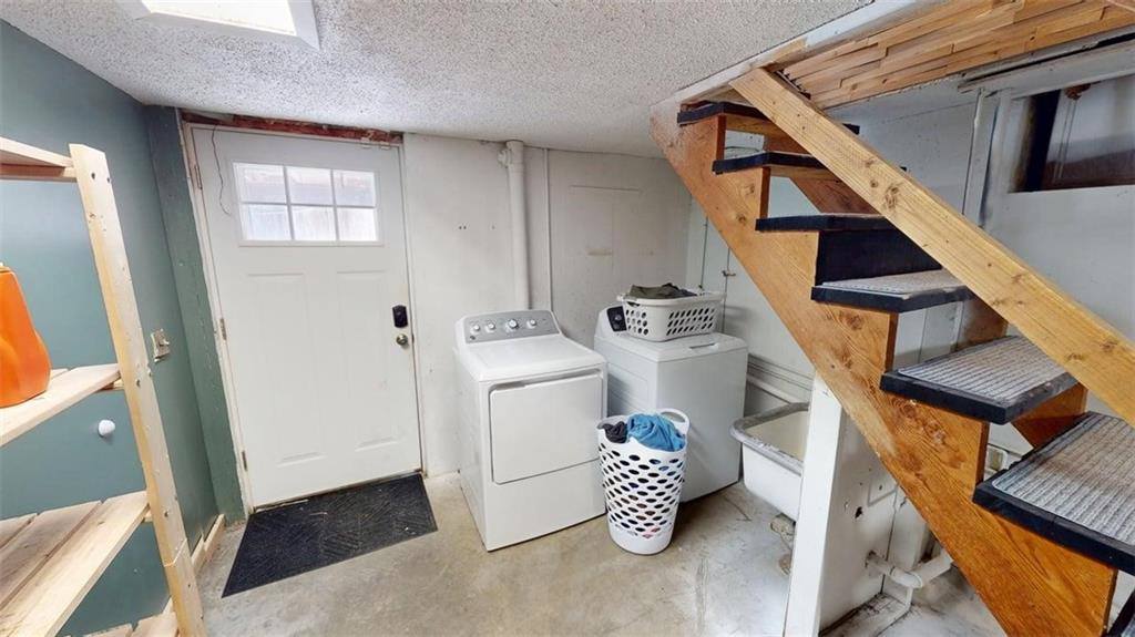 15683 Gilman Road, Leavenworth, KS 66048