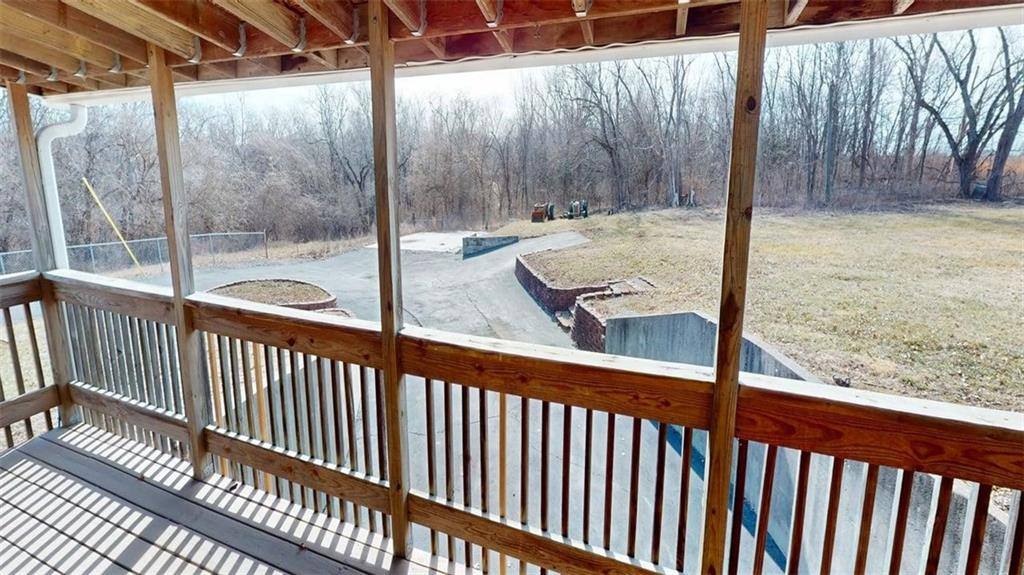 15683 Gilman Road, Leavenworth, KS 66048