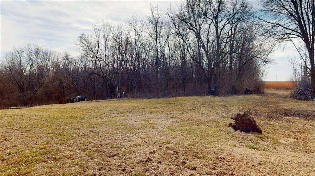 15683 Gilman Road, Leavenworth, KS 66048