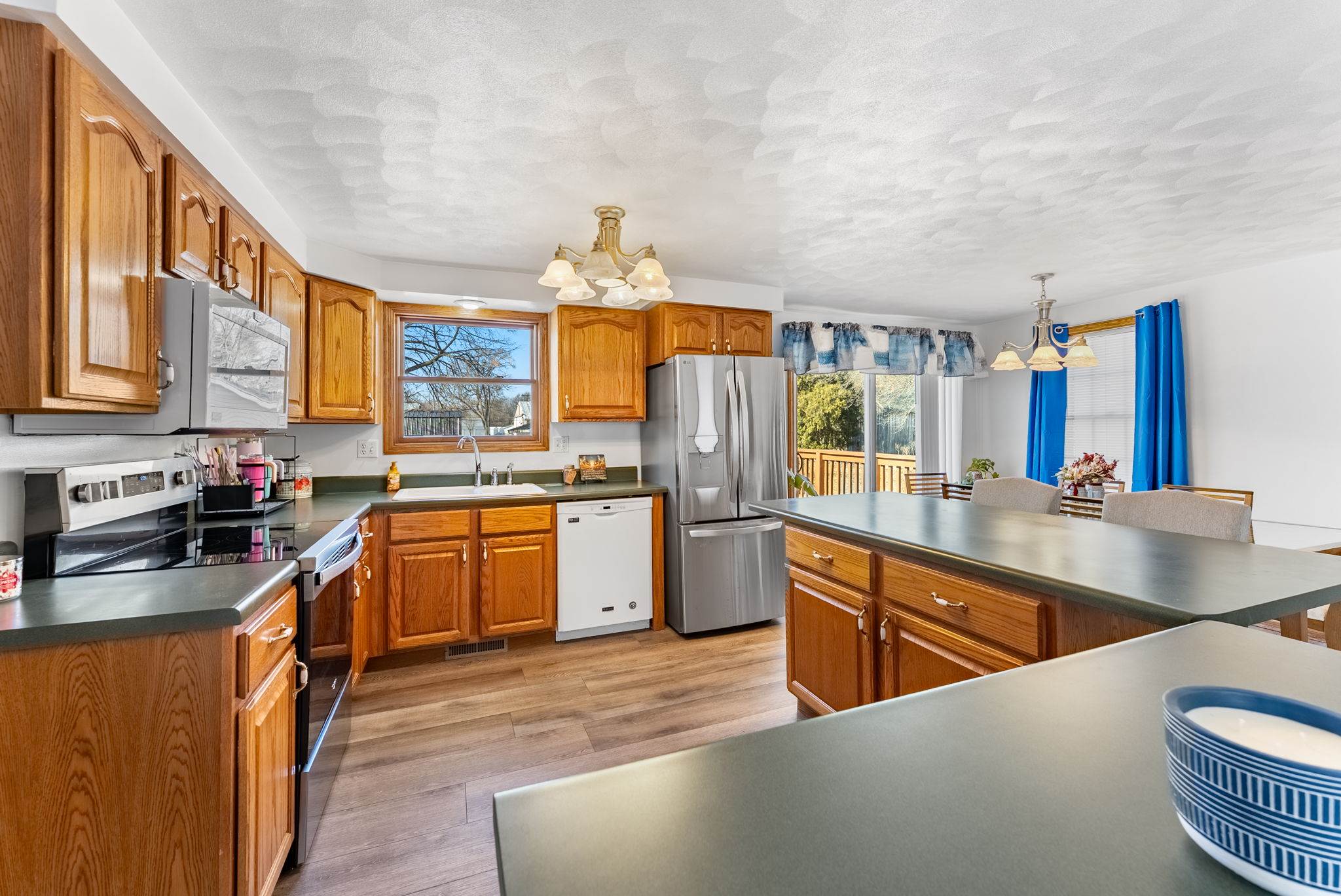 401 N Ridge St, Cambridge, IL 61238