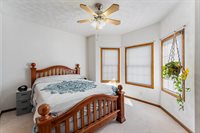 401 N Ridge St, Cambridge, IL 61238