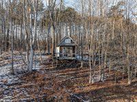 203 Patton Road, Brackney, PA 18812