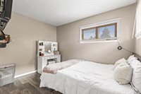 2352 S 79th STREET, West Allis, WI 53219