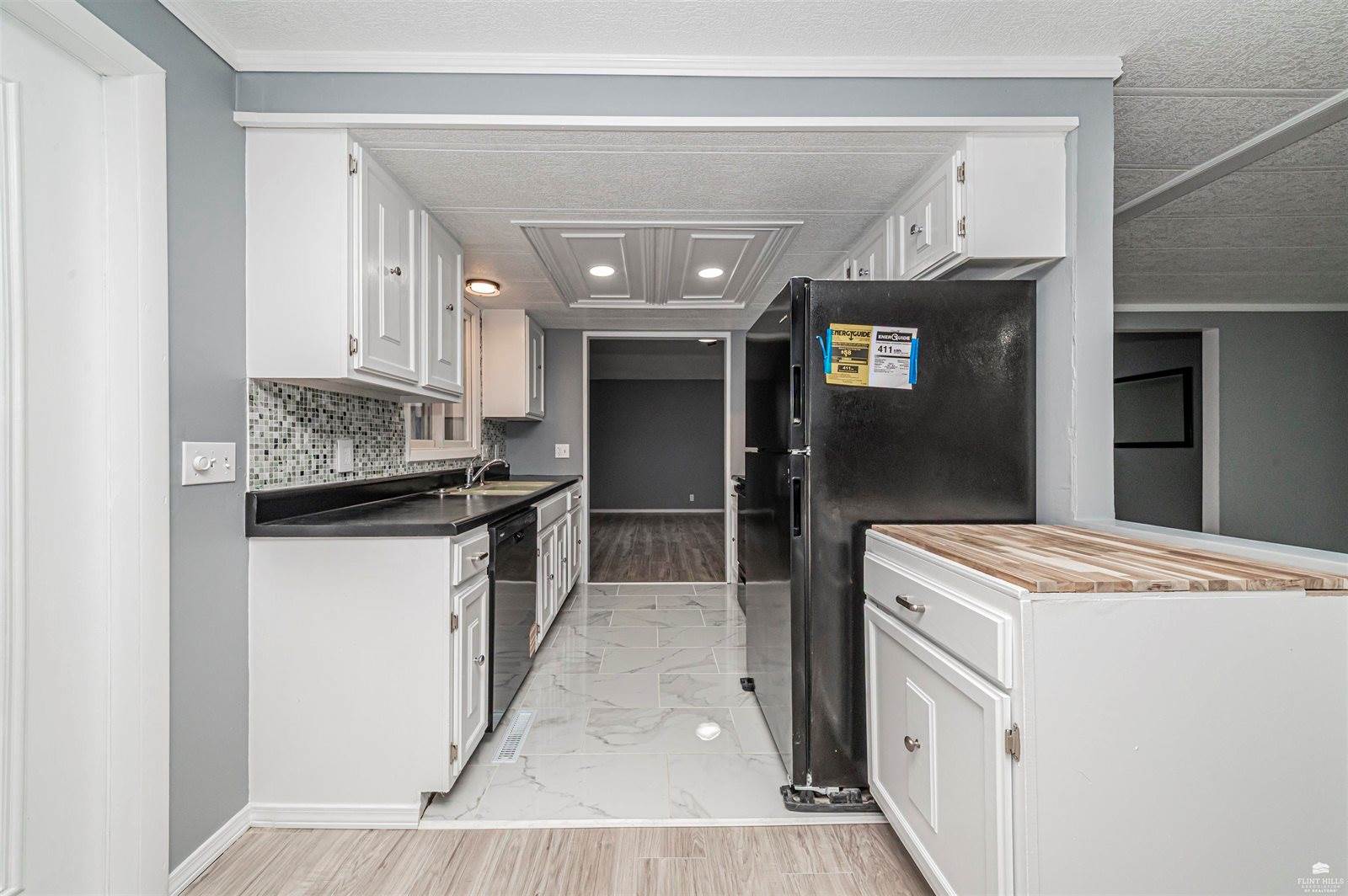 224 South Bluff Street, Enterprise, KS 67441