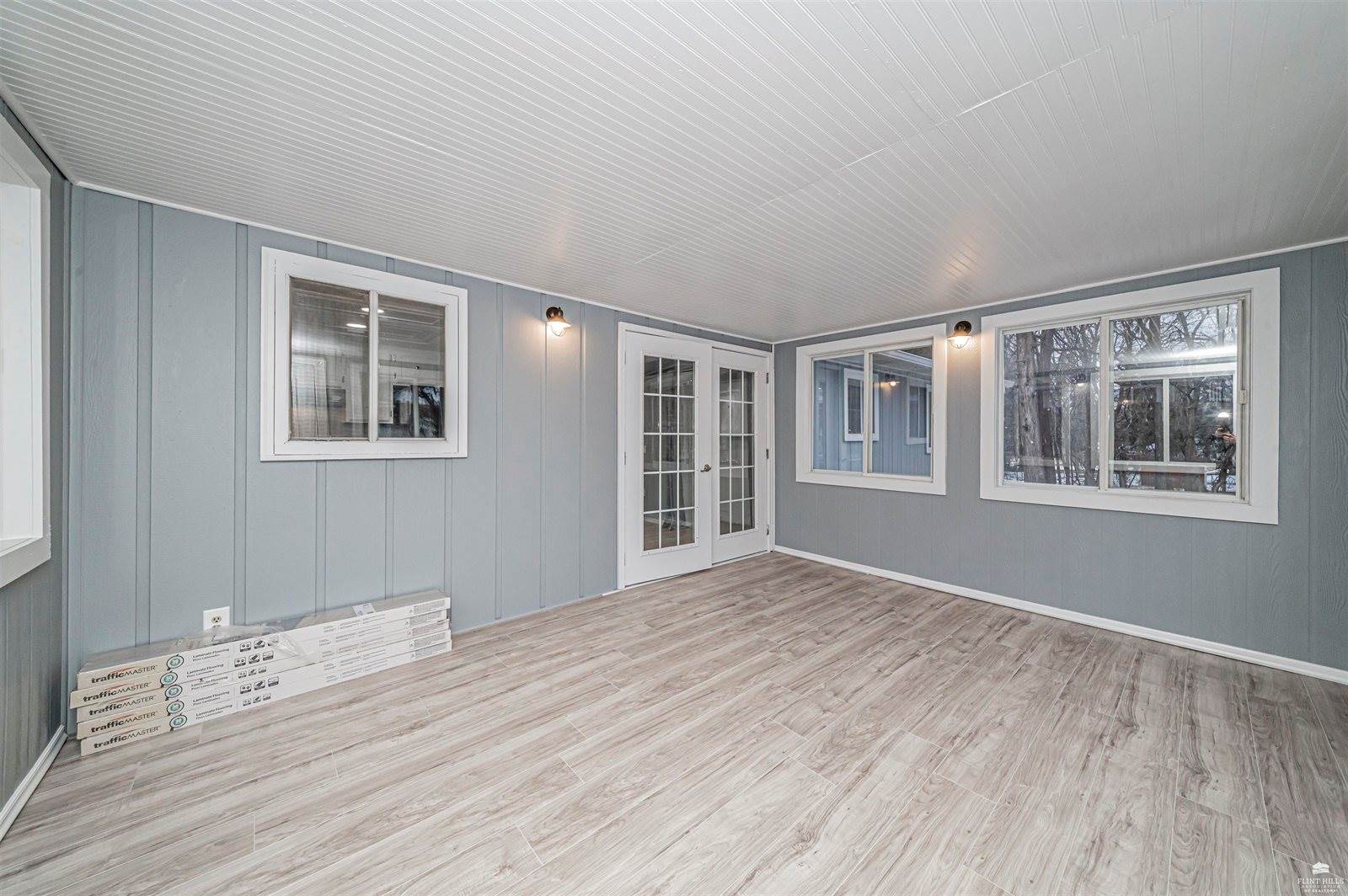 224 South Bluff Street, Enterprise, KS 67441