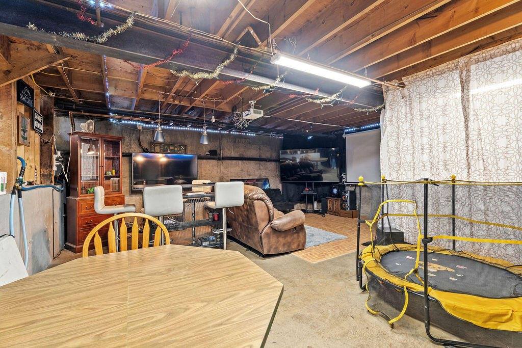 109 Water Street, Guilford, ME 04443