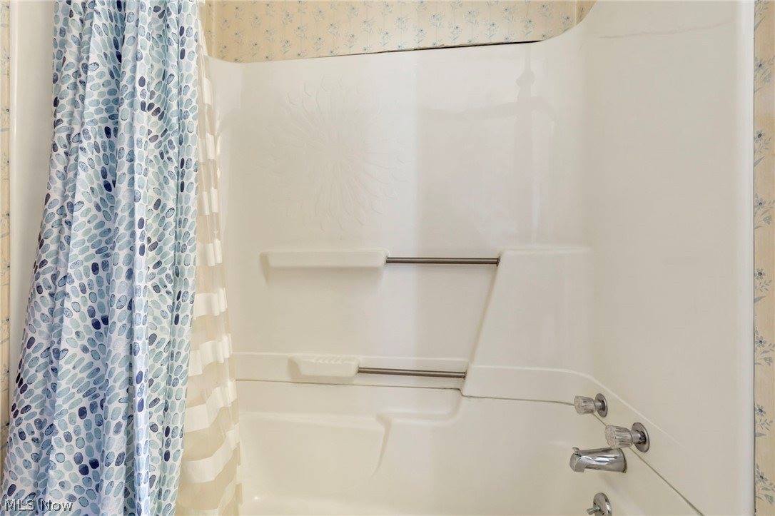 723 North 16th Street, Cambridge, OH 43725