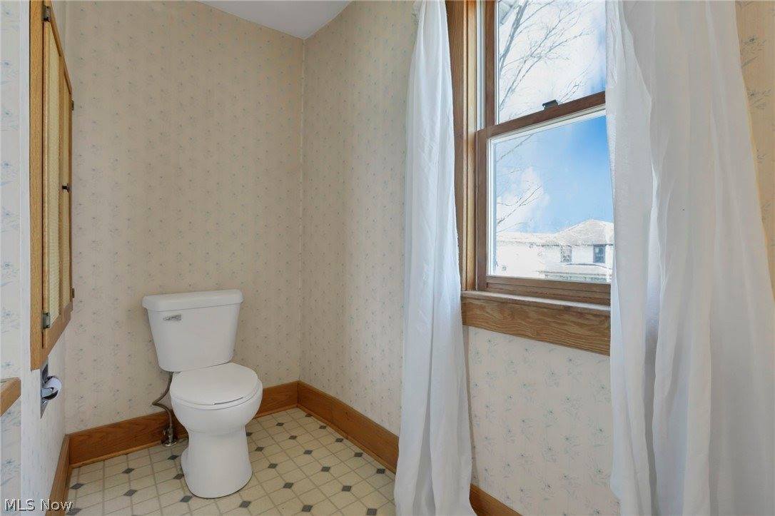 723 North 16th Street, Cambridge, OH 43725