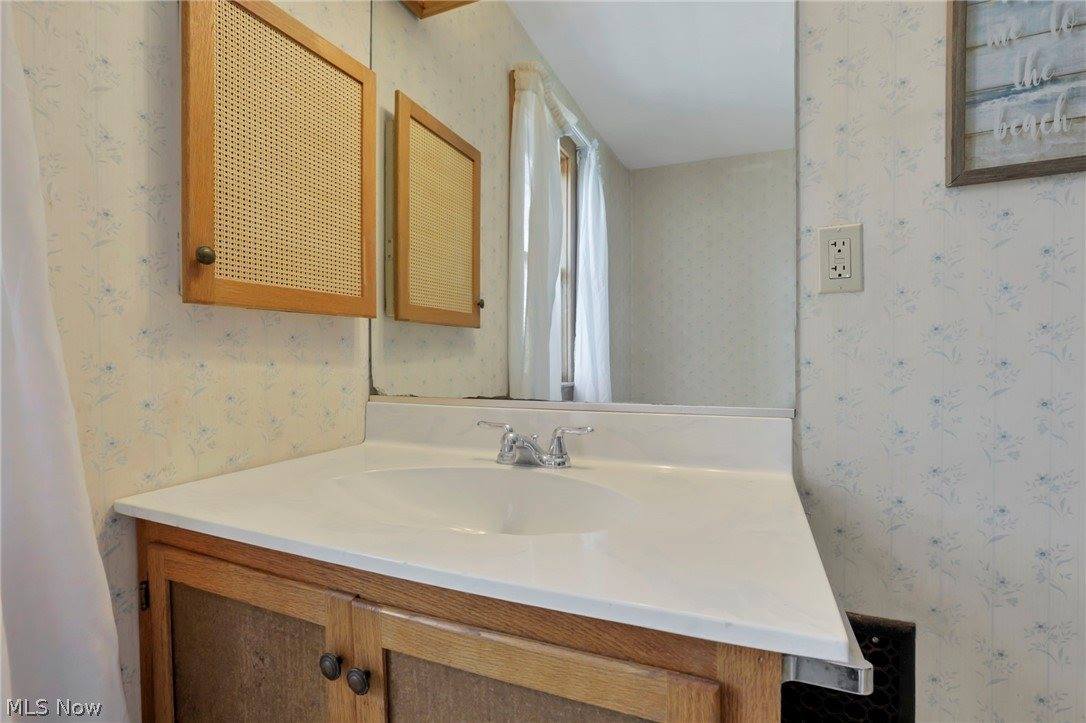 723 North 16th Street, Cambridge, OH 43725