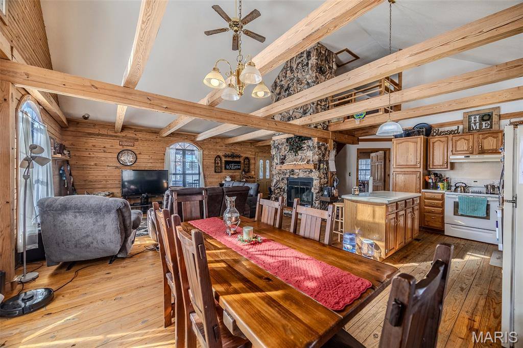 321 Wiese Lane, Newburg, MO 65550