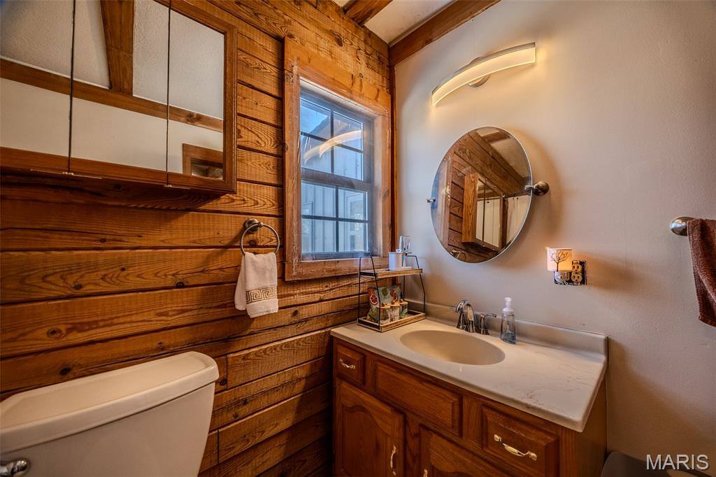 321 Wiese Lane, Newburg, MO 65550