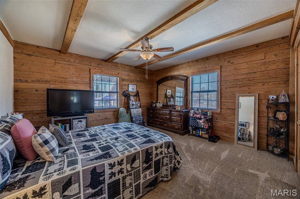 321 Wiese Lane, Newburg, MO 65550