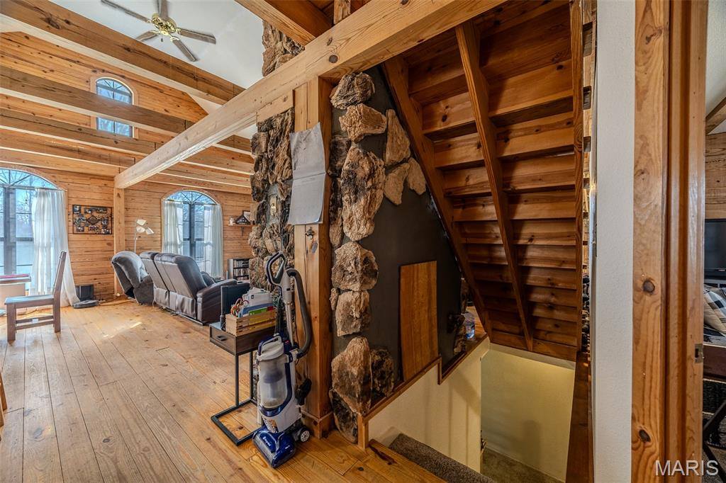 321 Wiese Lane, Newburg, MO 65550