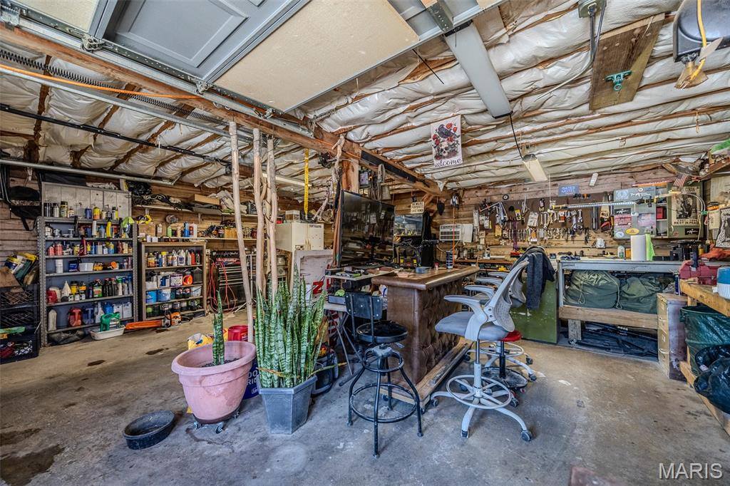 321 Wiese Lane, Newburg, MO 65550