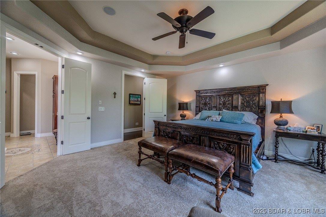 720 Via Del Lago Drive, Sunrise Beach, MO 65079