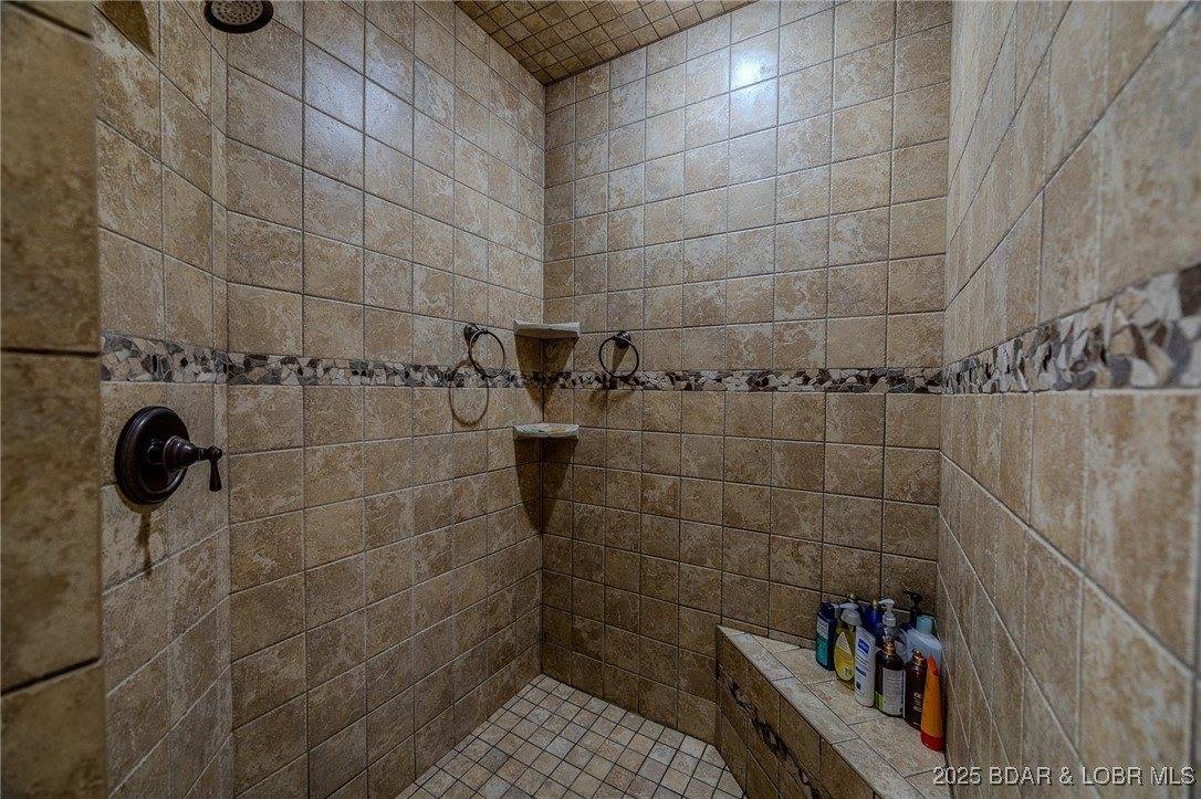 720 Via Del Lago Drive, Sunrise Beach, MO 65079