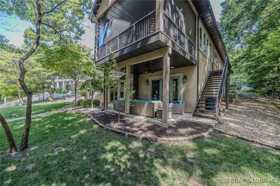 720 Via Del Lago Drive, Sunrise Beach, MO 65079