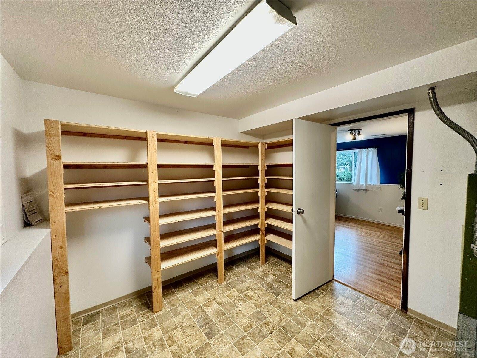 7910 Husky Way SE, Lacey, WA 98503