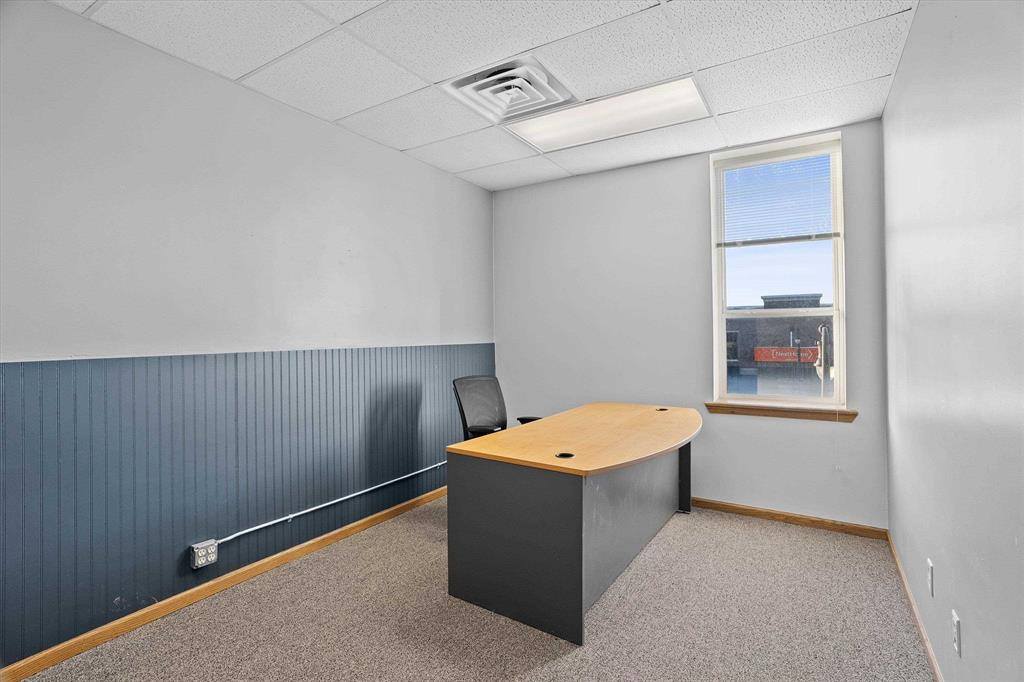 209 S Central Avenue, Marshfield, WI 54449