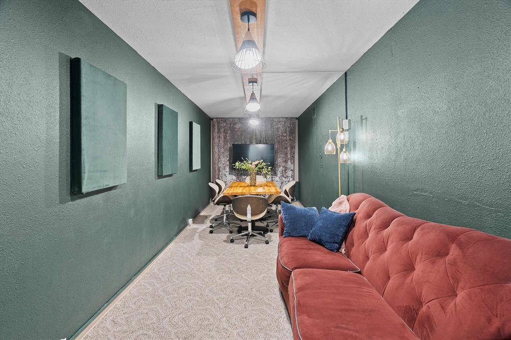 211 S Central Avenue, Marshfield, WI 54449