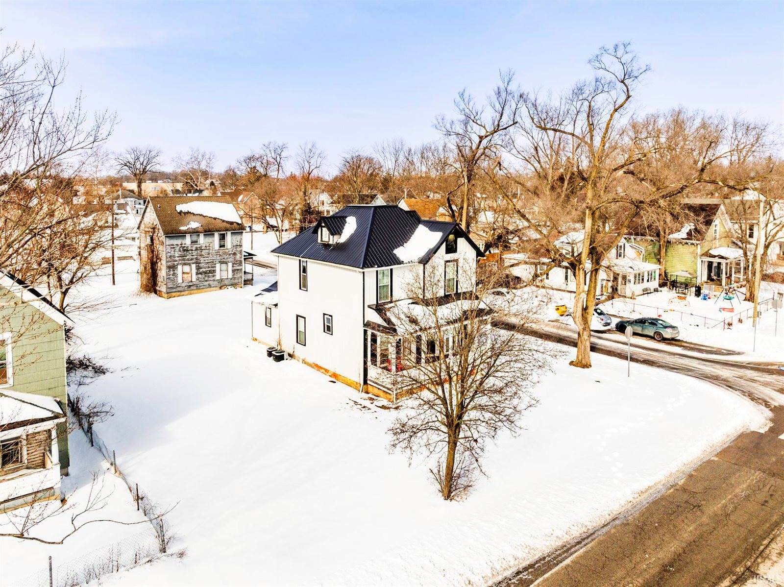 735 N Elm Street, Muncie, IN 47305