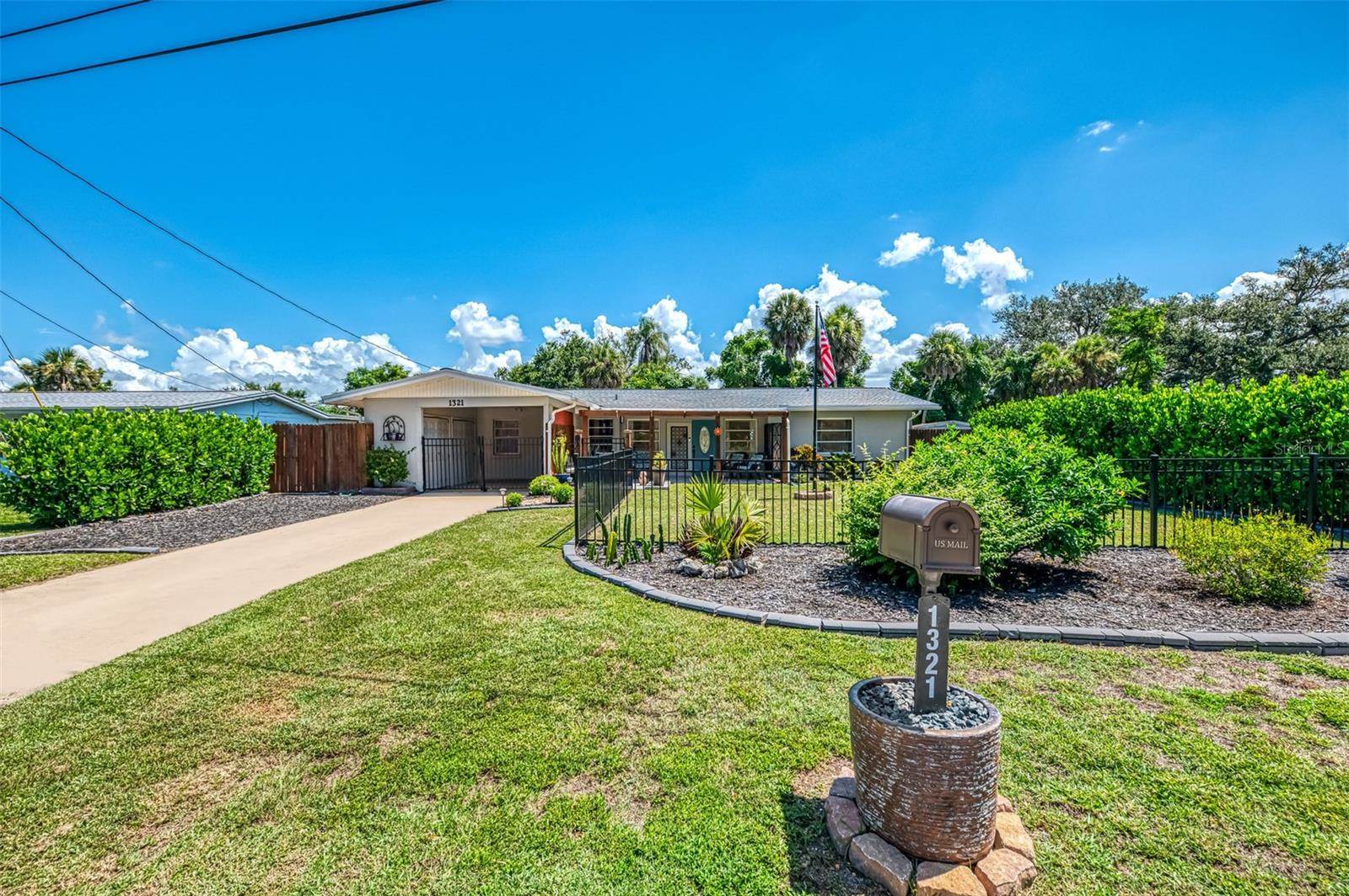 1321 Groveland Avenue, Venice, FL 34285