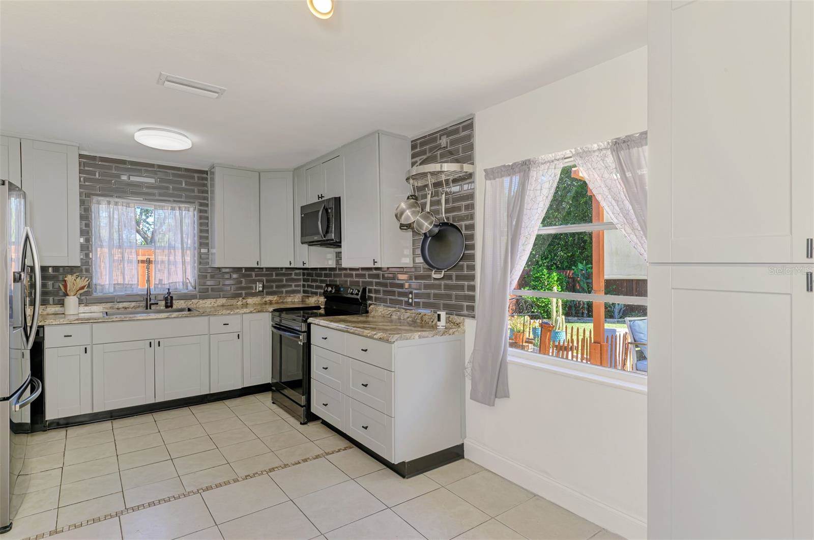 1321 Groveland Avenue, Venice, FL 34285