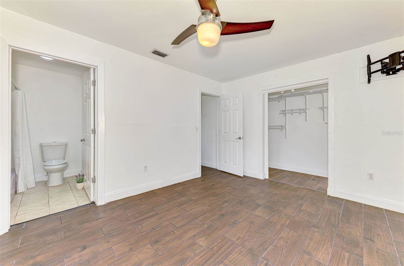 1321 Groveland Avenue, Venice, FL 34285